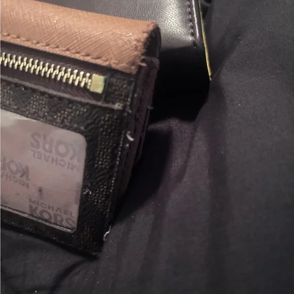 Michael Kors Jet Set Travel Card Case – Logo Canvas Compact Wallet - Picture 3 of 5